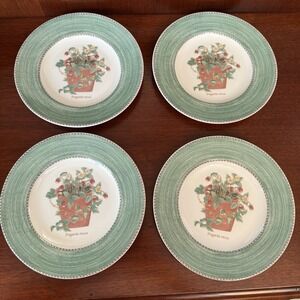 Wedgwood Sarah's Garden Salad Plates Set Of 4 ~Green  Vintage Flowers